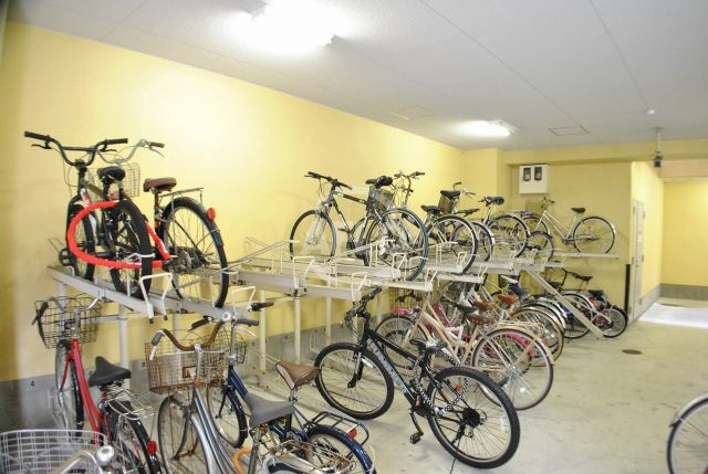 CITY SPIRE難波南の駐車場|NCA難波南 駐輪場