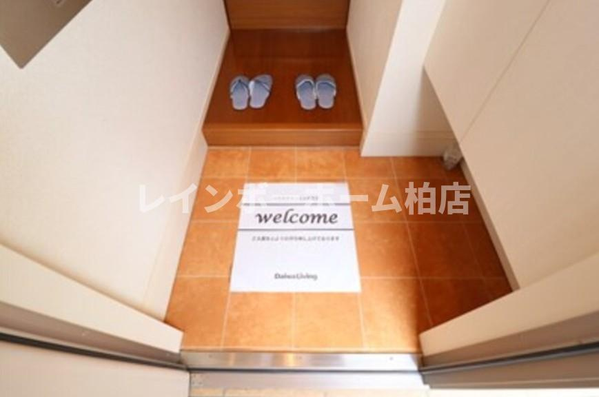 仲介手数料（賃料の1.10ヵ月）の50％OFF対象物件！の玄関|ゆったりとした玄関です