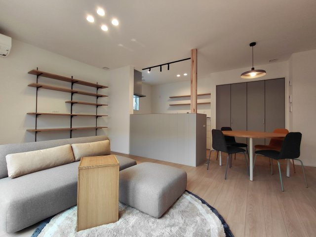 長野市篠ノ井布施五明E2【JPH】街かど展示場