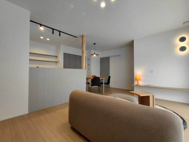 長野市篠ノ井布施五明E2【JPH】街かど展示場