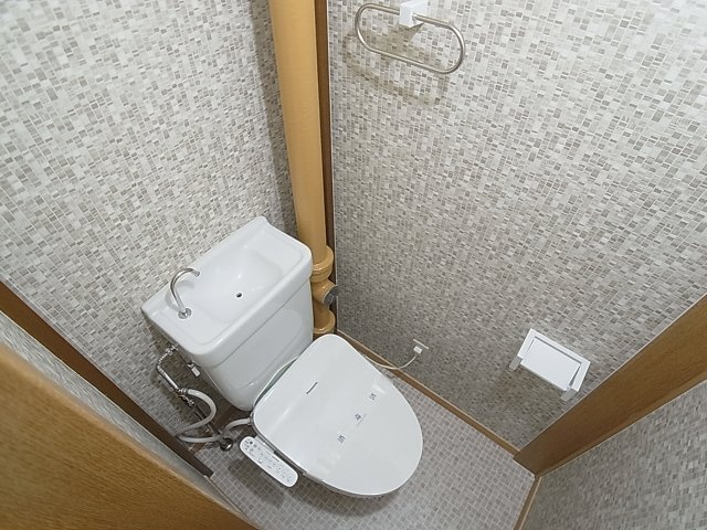 鈴蘭泉台第二住宅5号棟のトイレ|温水洗浄便座付きトイレ