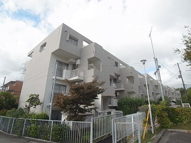 鈴蘭泉台第二住宅5号棟