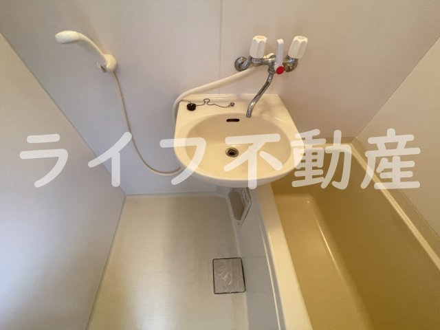 武田ビルの独立洗面台|独立洗面台で身支度をすべて済ませてしまいましょう