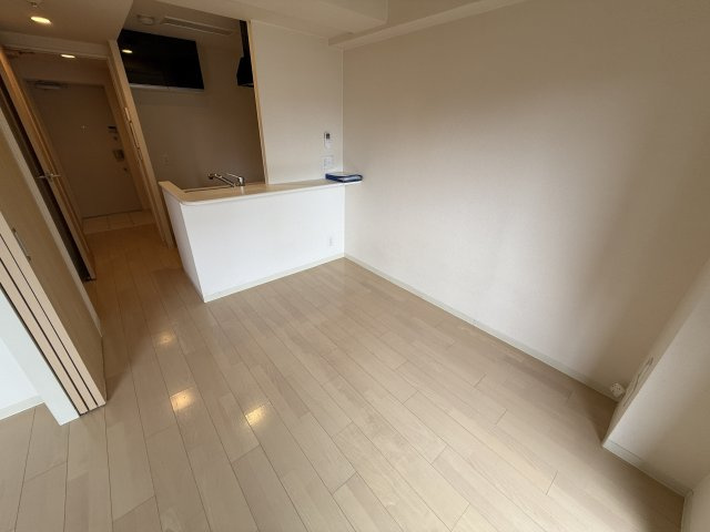 エステムプラザ難波WESTⅡプレディア　仲介手数料無料の居間・リビング