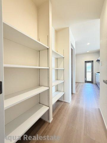 高松市福岡町４丁目の新築一戸建の収納|収納豊富です　※同仕様の施工事例です。