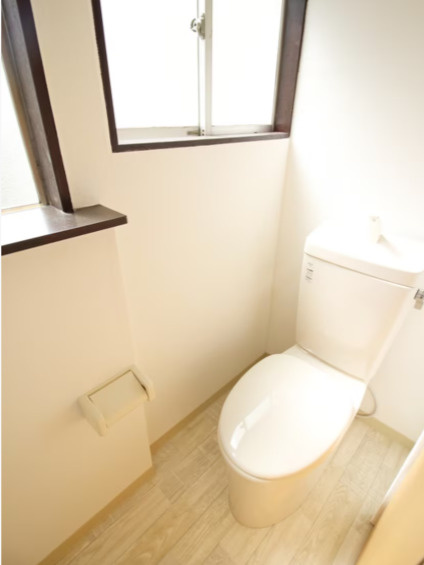 前田ビルのトイレ|落ち着いたトイレです