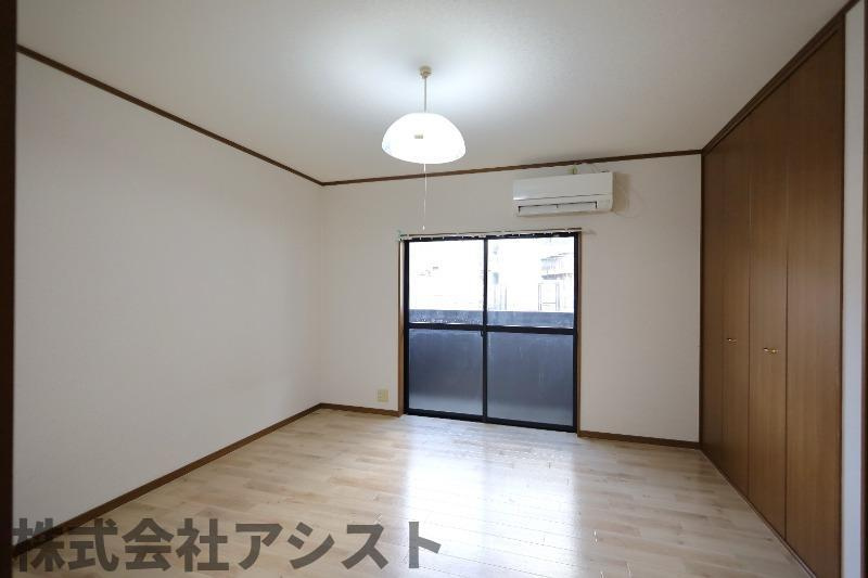 オーク立岩の居間・リビング