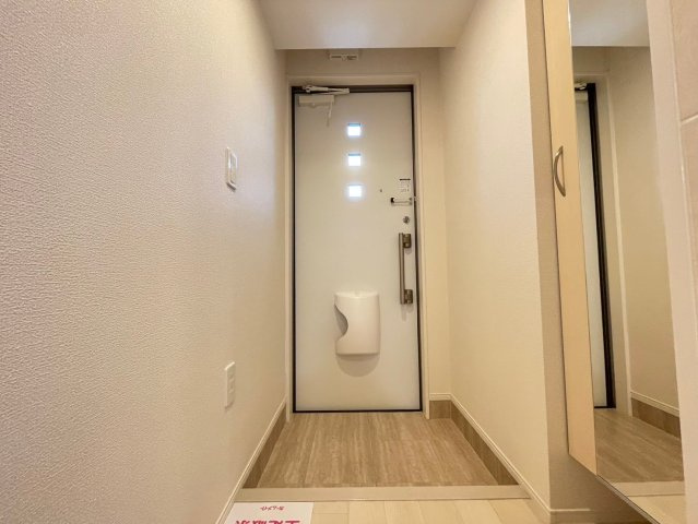 ウィステリアの玄関