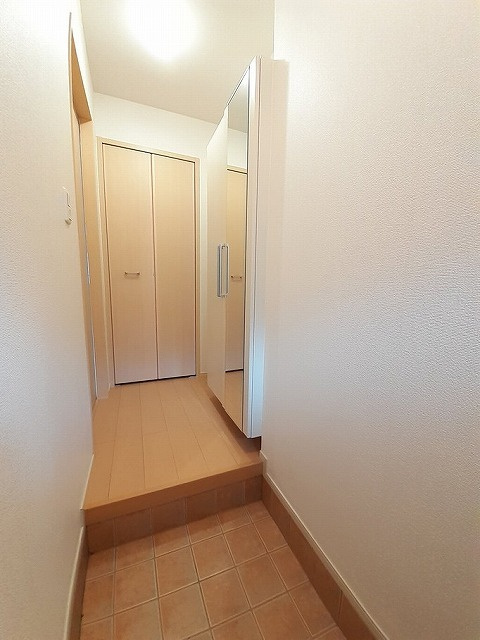 エレガンシアの玄関|玄関
