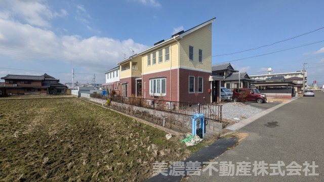 ６６５６３　大垣市東町1丁目中古住宅の外観