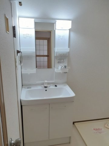 ドリームシティＢの洗面所|忙しい朝には欠かせない洗面所です