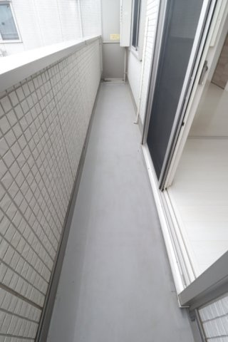 プルミエール大宮七里 Ａのバルコニー
