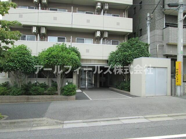ヴェリーニ東松戸のエントランス
