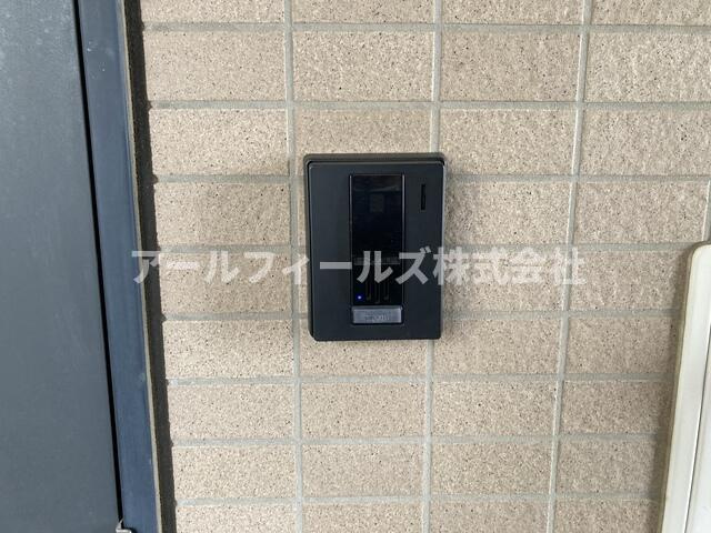 ヴェリーニ東松戸の玄関