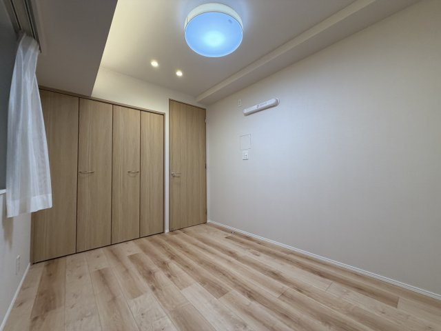 杉並区高円寺南４丁目の中古マンションの洋室|（約5.6帖）