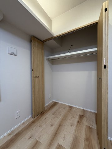 杉並区高円寺南４丁目の中古マンションの収納|クローゼット