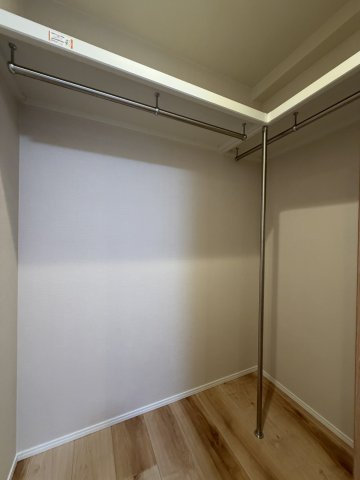 杉並区高円寺南４丁目の中古マンションの収納|ウォークインクローゼット