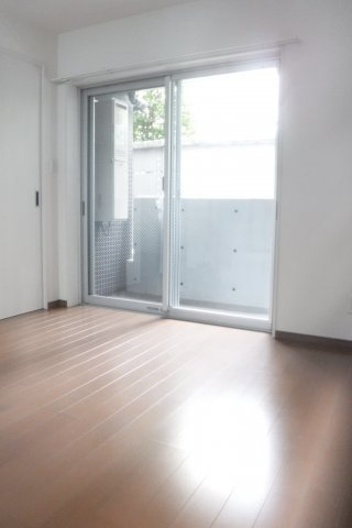 MK今井仲町の洋室