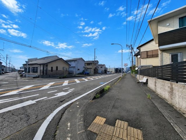 売中古戸建　焼津市小川新町５丁目の前面道路含む現地写真