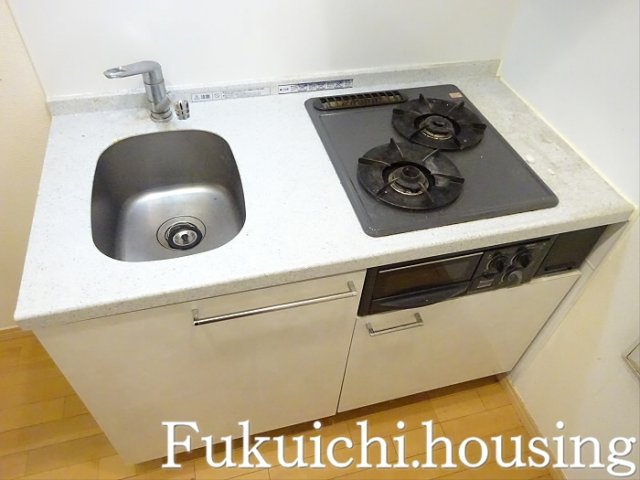 ソル・レヴェンテ豪徳寺のキッチン