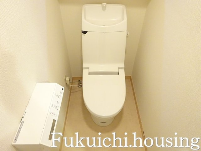 ソル・レヴェンテ豪徳寺のトイレ