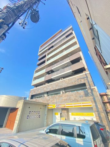 プレミアムコート千里丘の外観