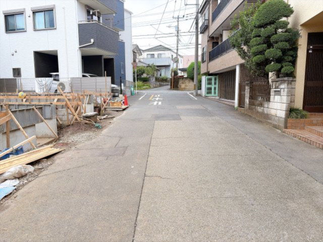 さいたま市大宮区天沼町17期の前面道路含む現地写真