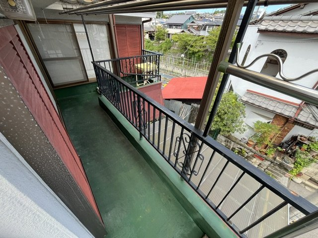 河内長野市喜多町貸家のバルコニー