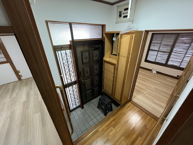 河内長野市喜多町貸家の玄関