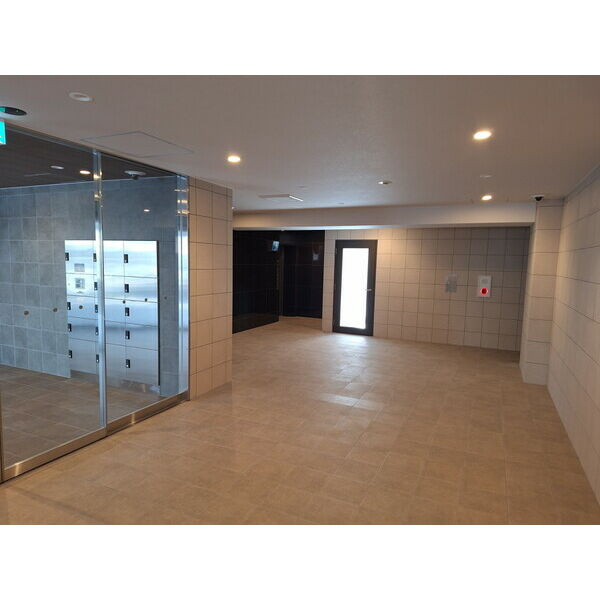 THE RESIDENCE Hのロビー