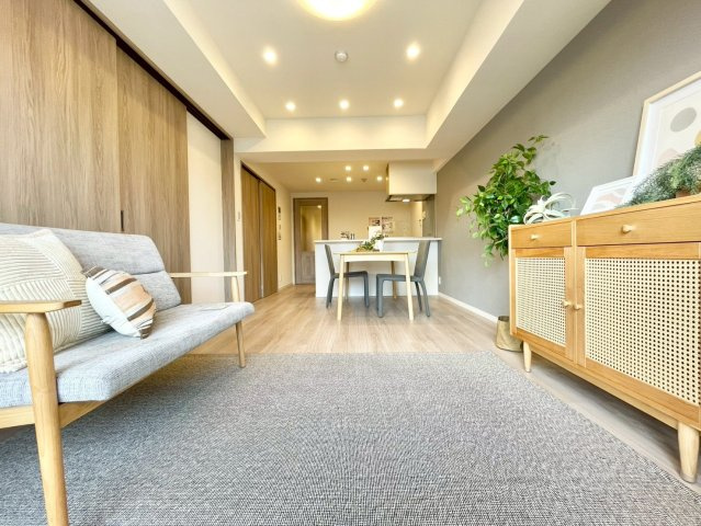 松見坂武蔵野マンションの内観：施工例|※施工例

現地ご見学希望・資料請求などお気軽にお問い合わせ下さい！
03-5990-5201