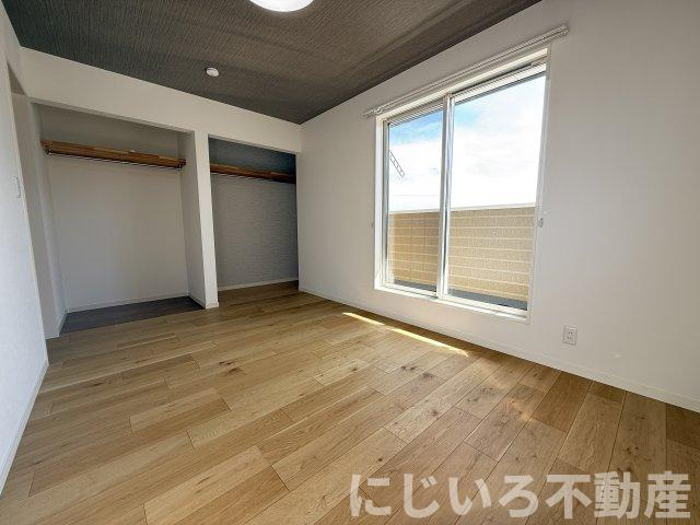 グリーンアパートⅦの居間・リビング