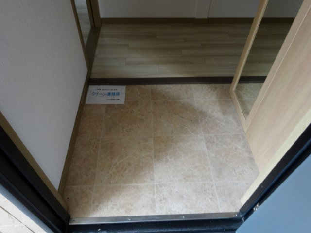 プレミールトモの玄関