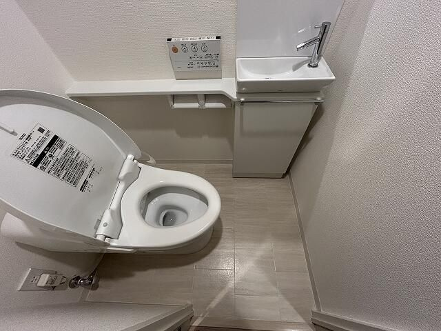 プレシス八丁堀リバーフロントのトイレ