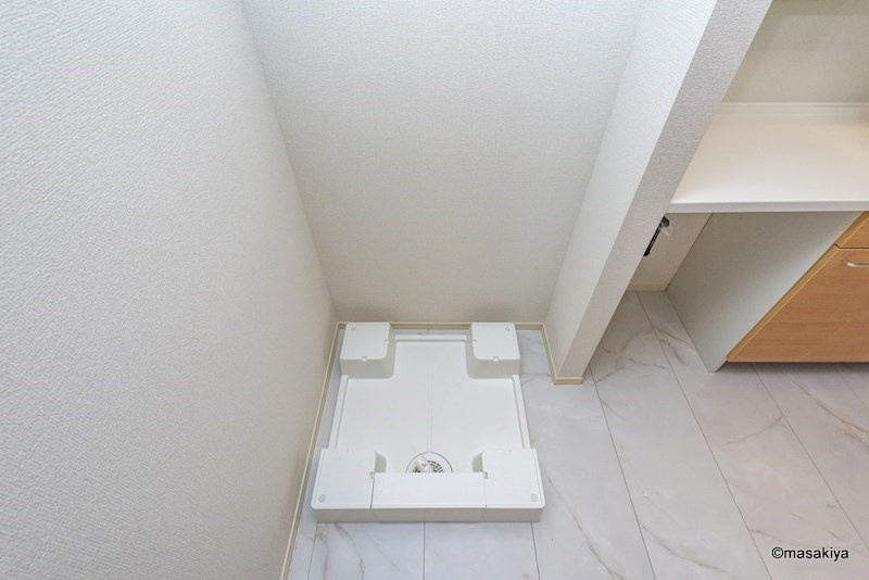 アベルの洗面所|室内洗濯機置き場