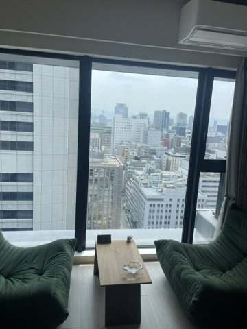 シティタワー大阪本町の居間・リビング|足元からのダイナミックパノラマウインドゥ