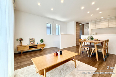 【居間・リビング】 | 厚木市旭町５丁目　全２棟　新築住宅