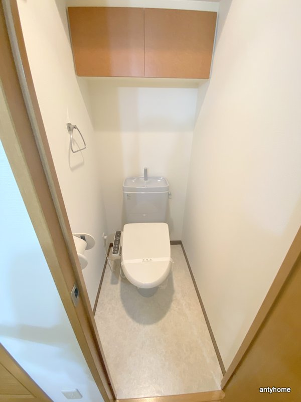 プレサンス東本町　仲介手数料無料のトイレ