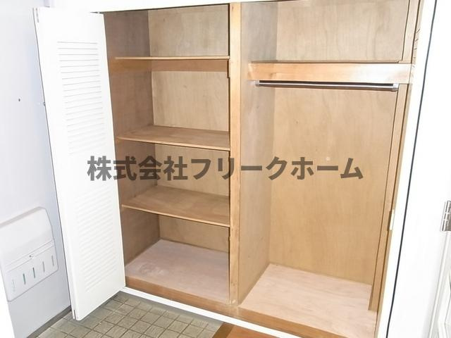 小金井市梶野町４丁目の賃貸マンションの収納