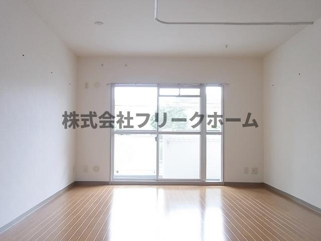 小金井市梶野町４丁目の賃貸マンションの寝室