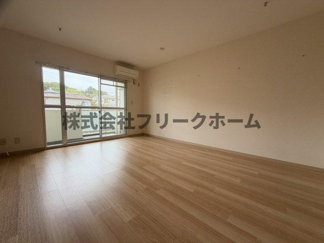 小金井市梶野町４丁目の賃貸マンションの寝室