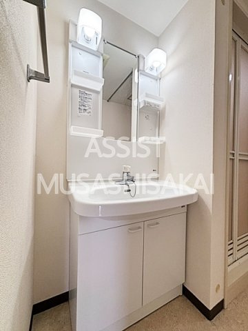コーポレート小金井梶野通り1号棟の洗面所