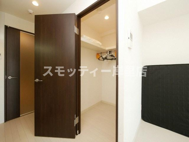 プラディーパ花園町の収納|専用の収納スペースです