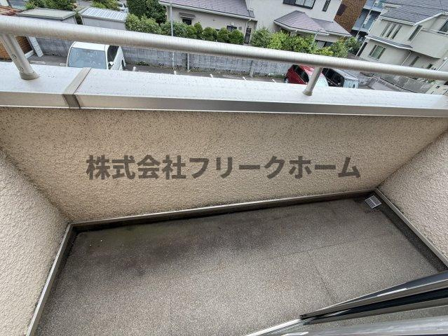 小金井市前原町４丁目のアパートのバルコニー