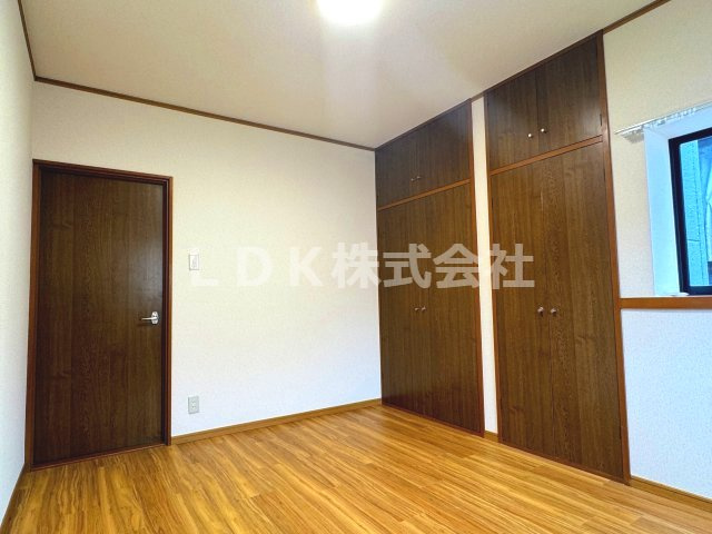 【寝室】 | 売主/中古戸建/入間市東藤沢6丁目 | 2F／洋室6.0帖