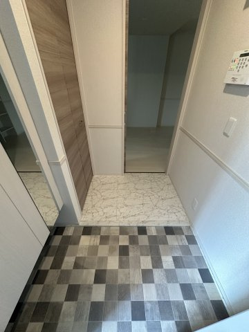 フルール　Ｂ棟の玄関