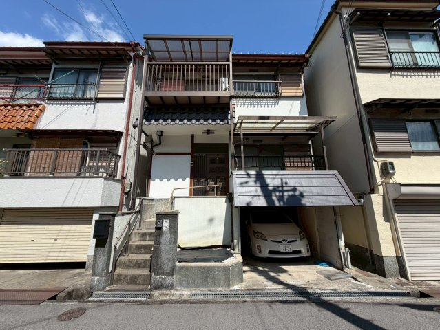 寝屋川市小路北町オーナーチェンジの外観|2026年5月撮影