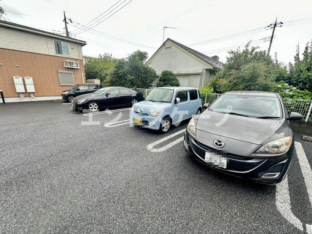 ピアチェーレ野中Ａの駐車場|高崎、前橋のお部屋探しはエンドスケープまで！お客様の理想お聞かせ下さい♪