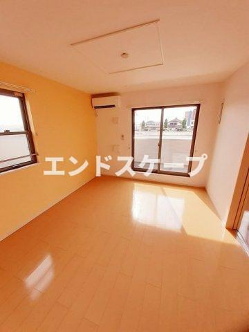 ピアチェーレ野中Ａの居間・リビング|高崎、前橋のお部屋探しはエンドスケープまで！お客様の理想お聞かせ下さい♪