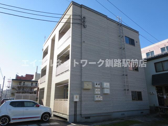 ペンディオ リブロの外観
